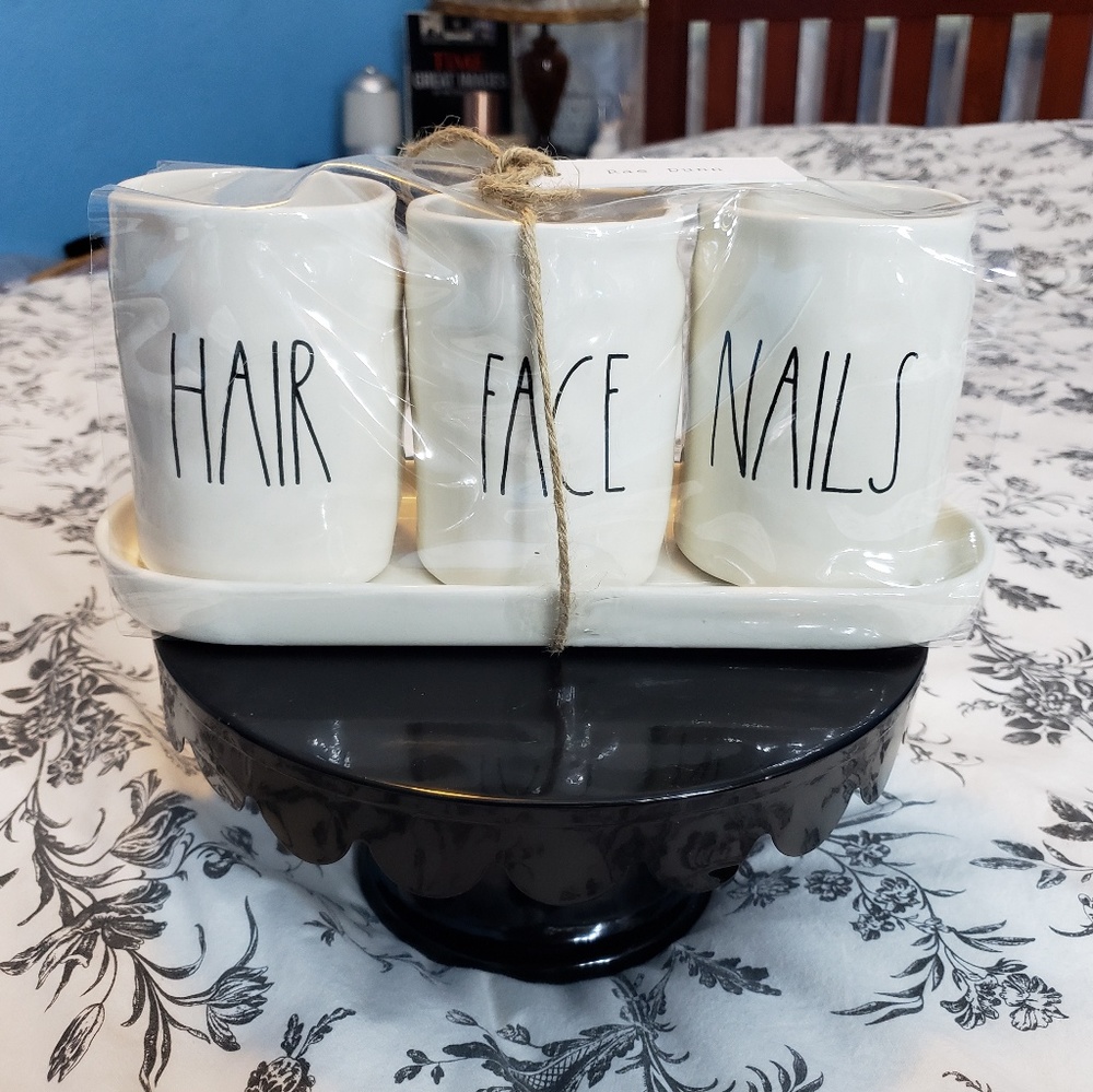 Rae Dun Vanity Set